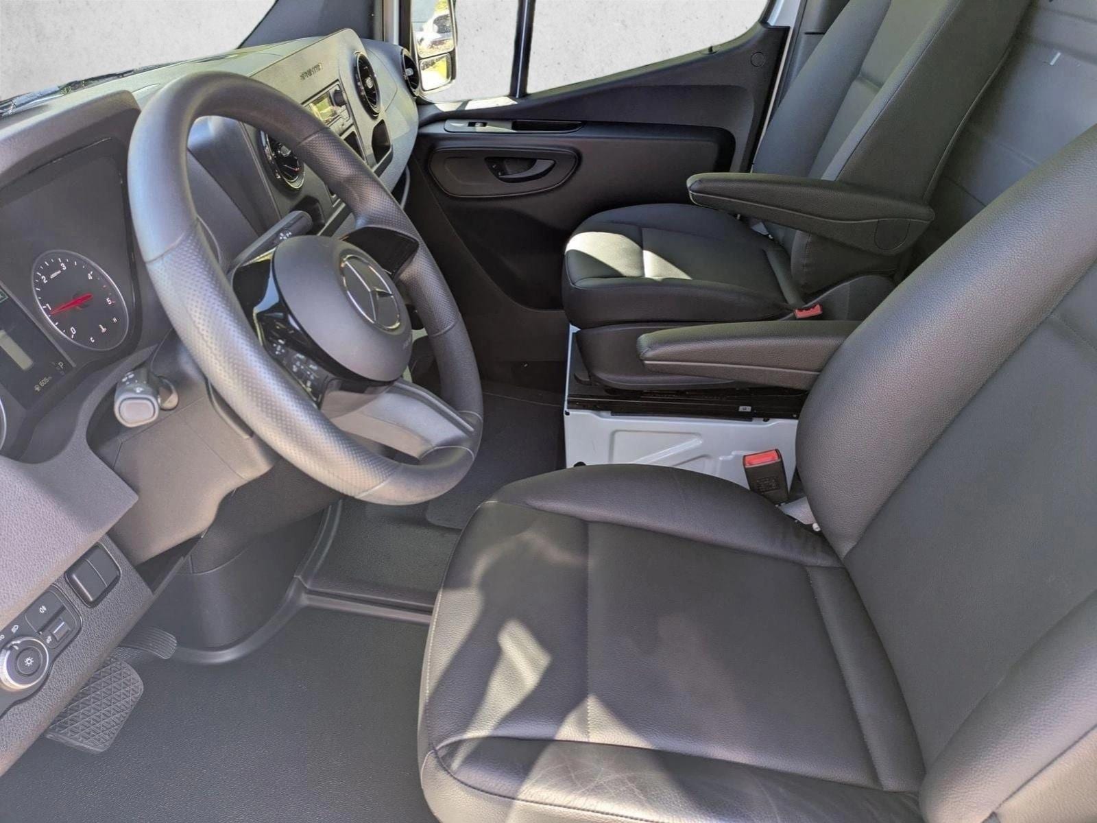2025 Mercedes-Benz Sprinter Cargo Van Base - Photo 15