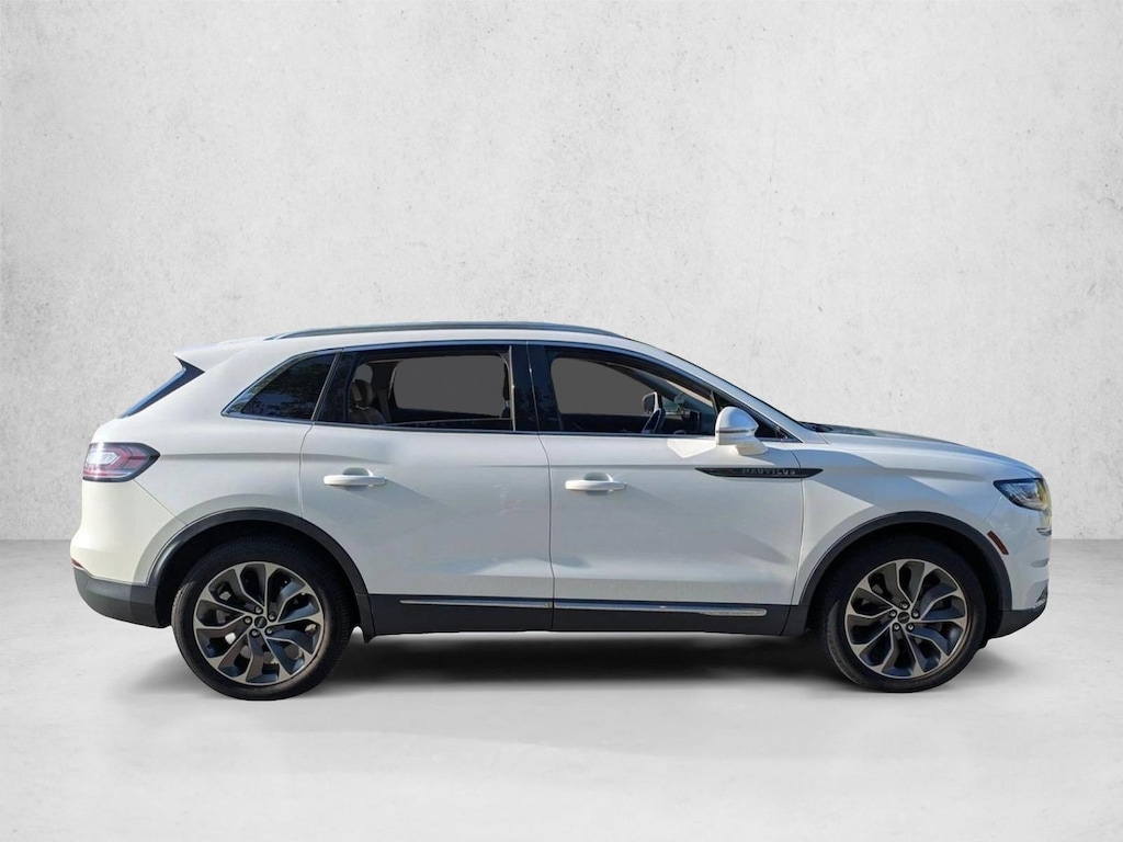 Used 2022 Lincoln Nautilus Reserve SUV