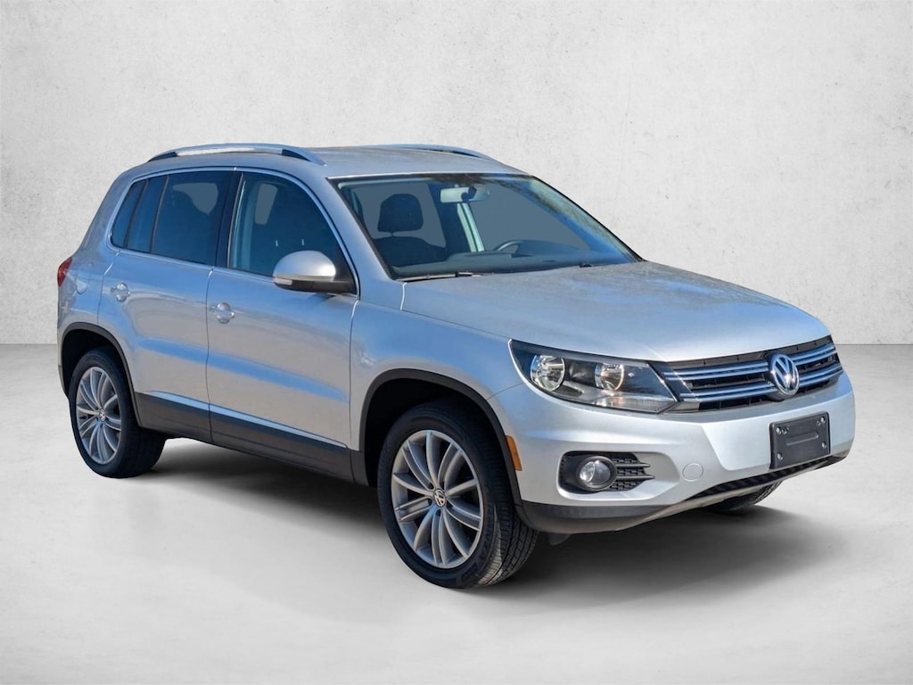 Used 2014 Volkswagen Tiguan R-Line SUV