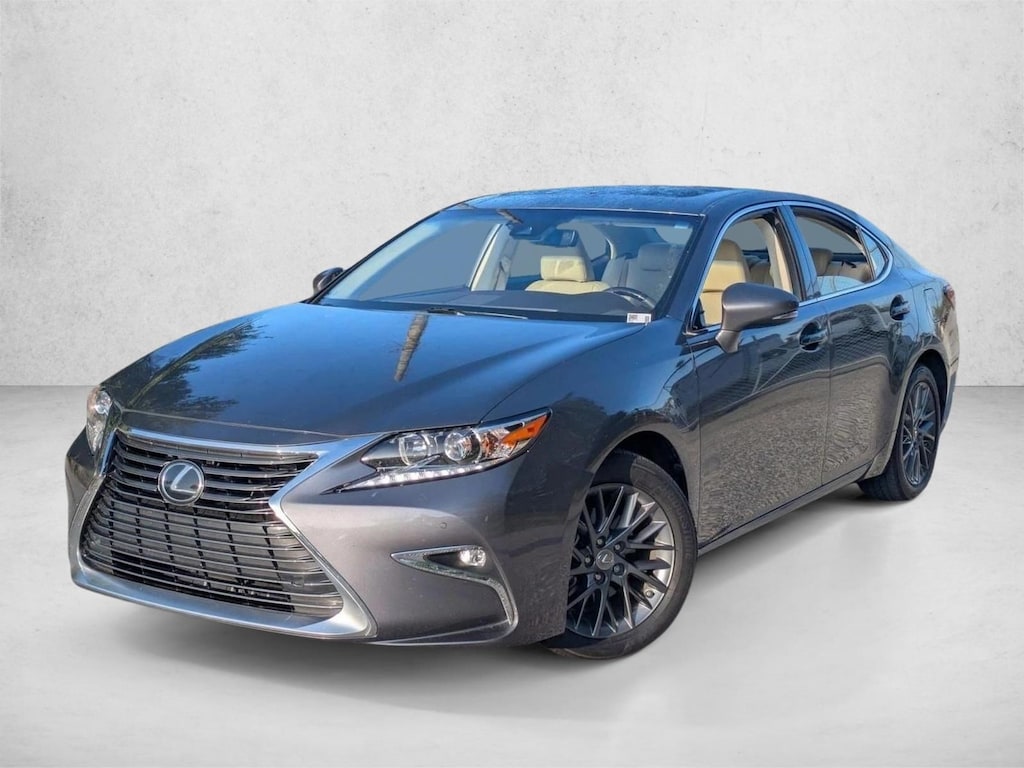 Used 2018 Lexus ES Sedan