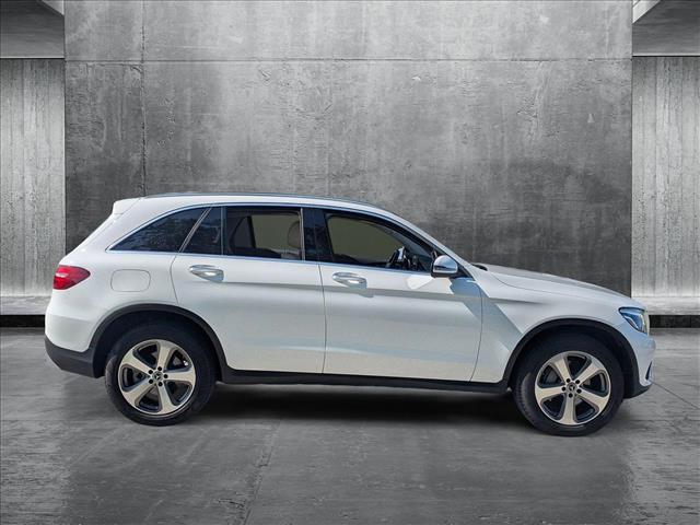 2019 Mercedes Benz GLC 300 photo 2