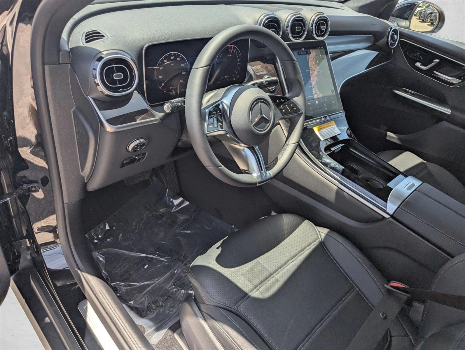 2026 Mercedes Benz GLC 350e 4MATIC photo 2