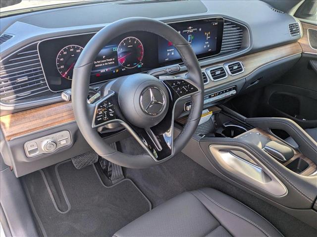 2025 Mercedes Benz GLE 450 4MATIC photo 3