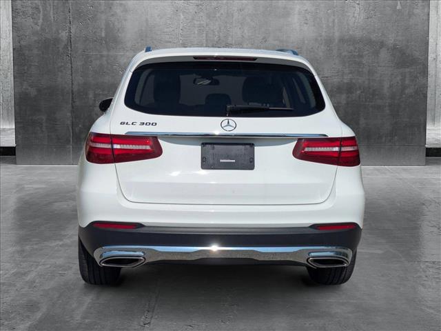 2019 Mercedes Benz GLC 300 photo 4