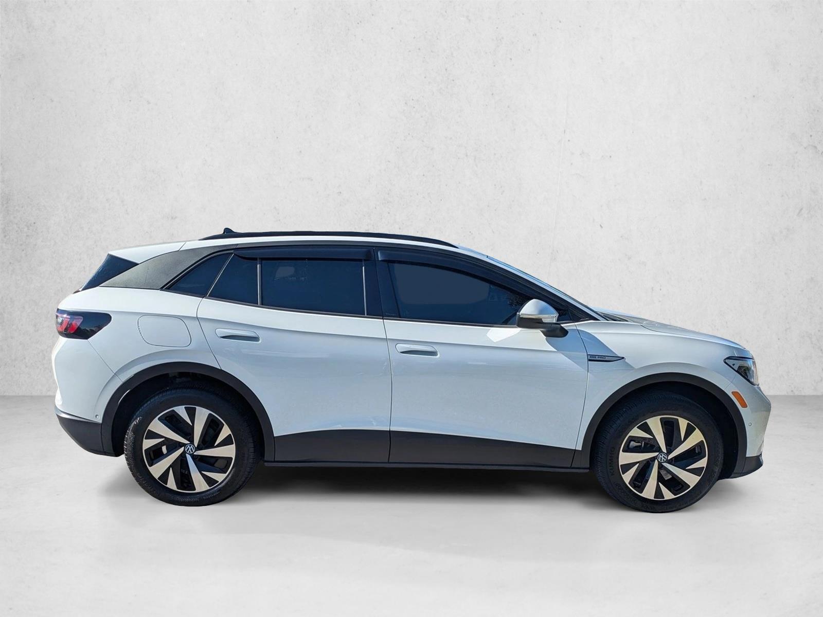 2023 Volkswagen ID.4 Pro photo 4