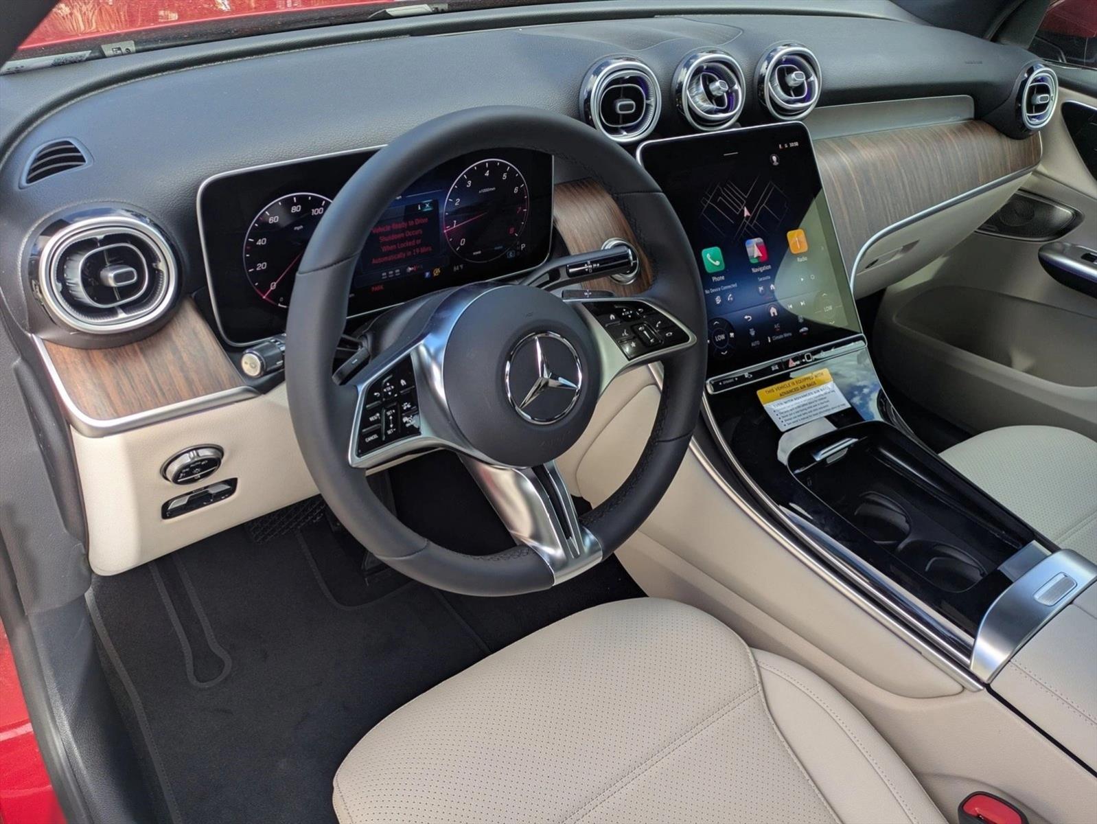 2026 Mercedes Benz GLC 300 4MATIC photo 3