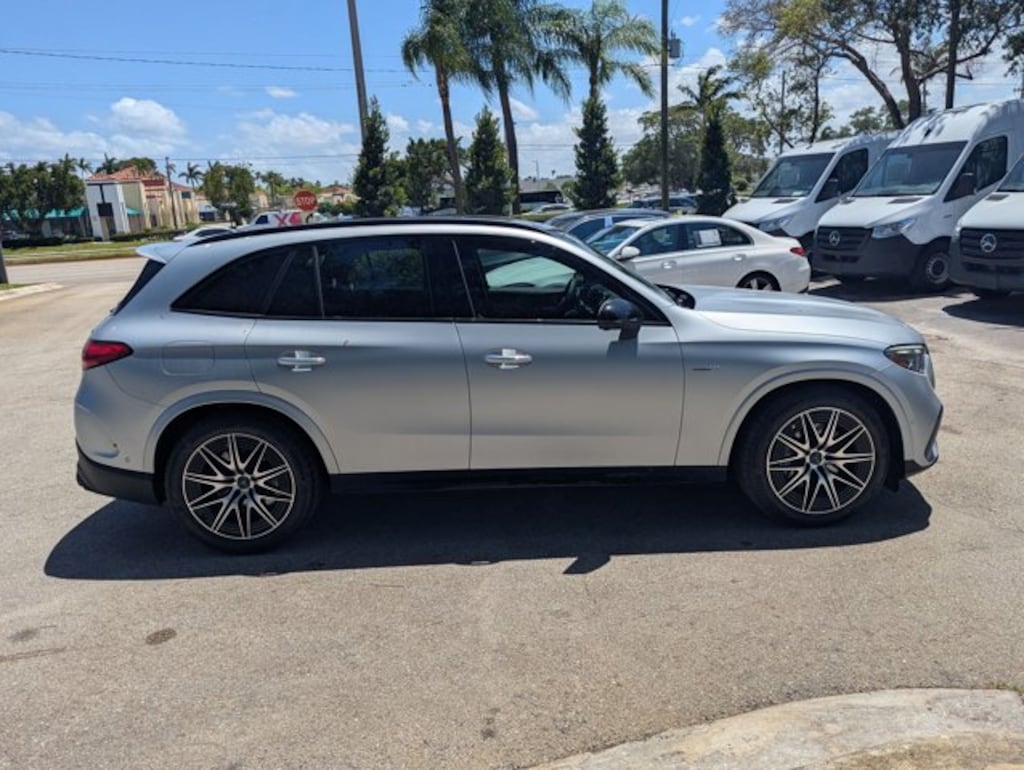 Used 2024 Mercedes-Benz GLC 4MATIC SUV