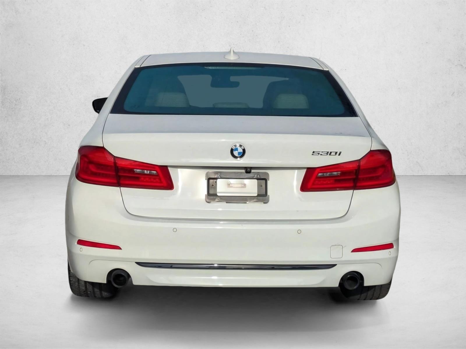 2018 Bmw 530i Sedan photo 3