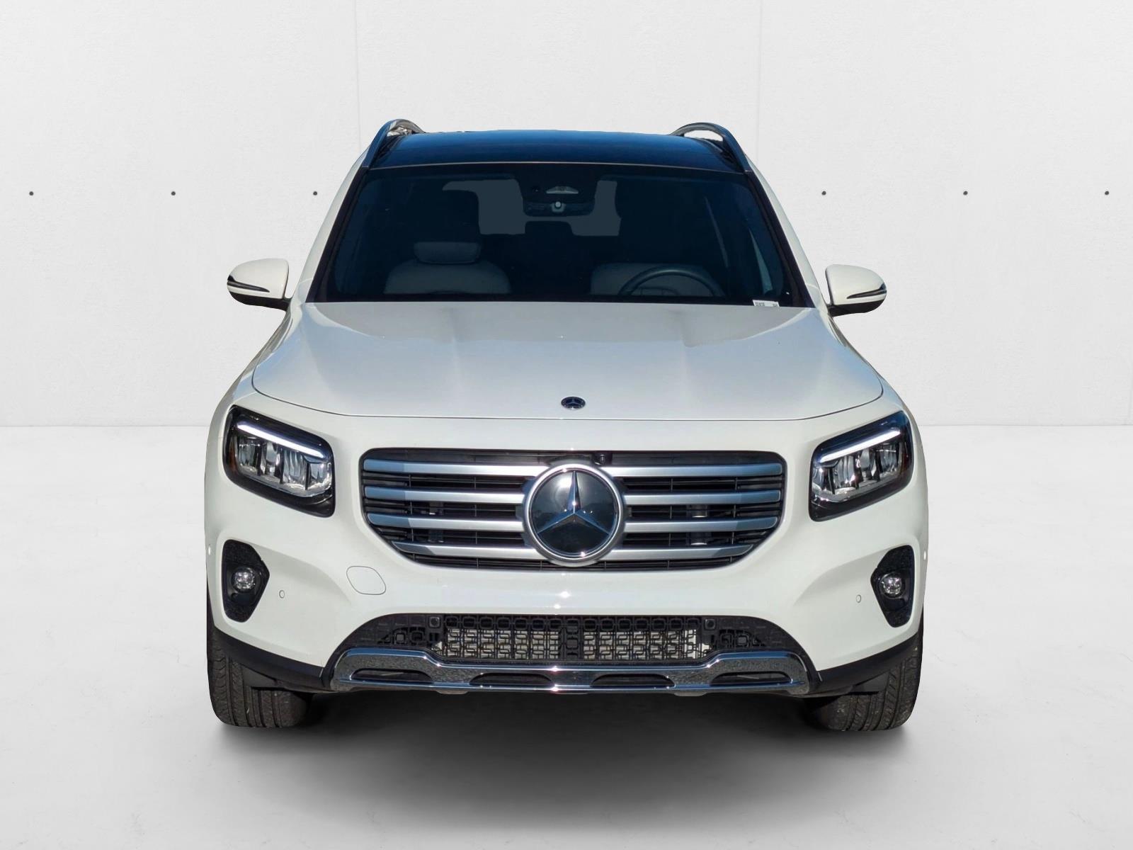 2025 Mercedes Benz GLB 250 photo 2