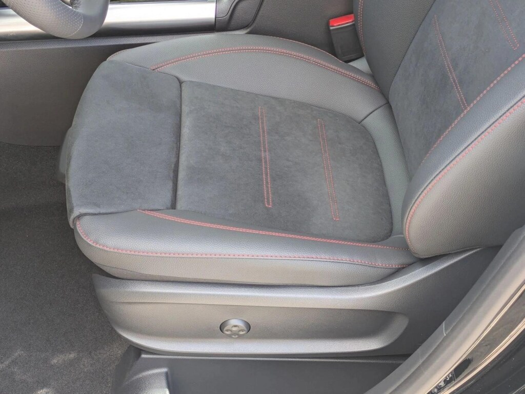 New 2025 Mercedes-Benz AMG GLA 35 AMG ® GLA 35 4MATIC ® SUV SUV