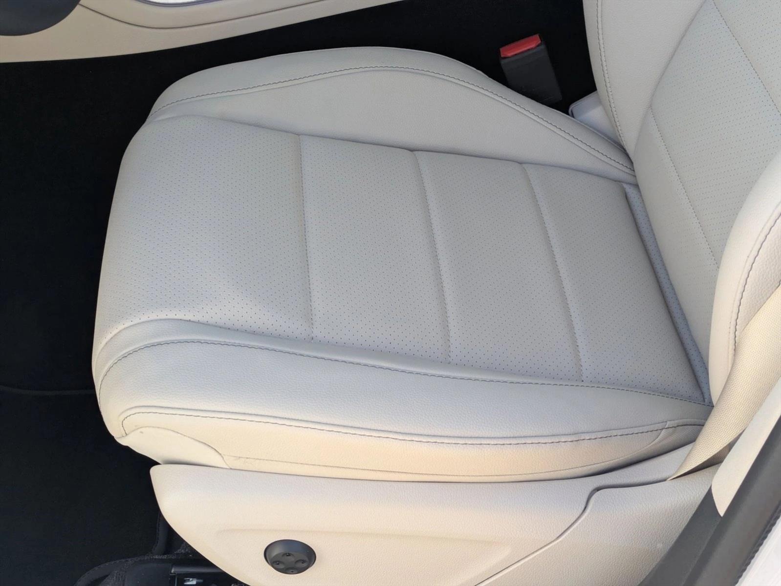 2026 Mercedes Benz GLE 450 4MATIC photo 4