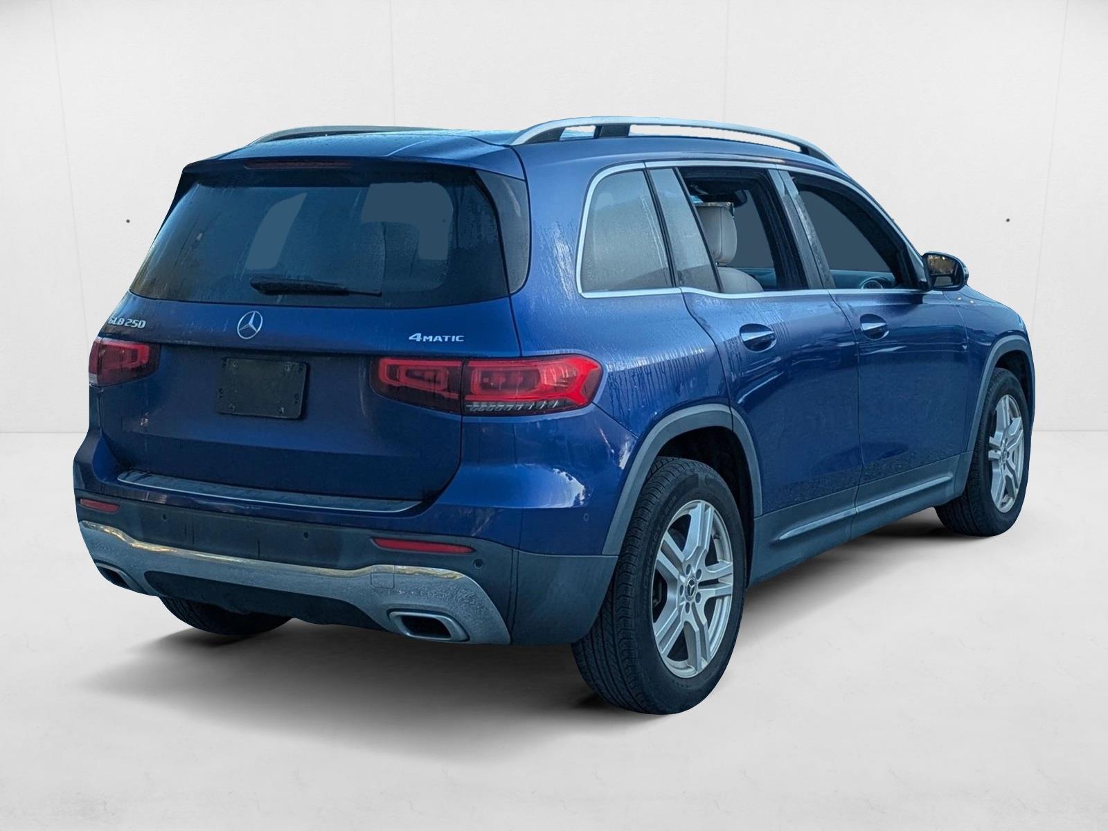 2022 Mercedes Benz GLB 250 4MATIC photo 3