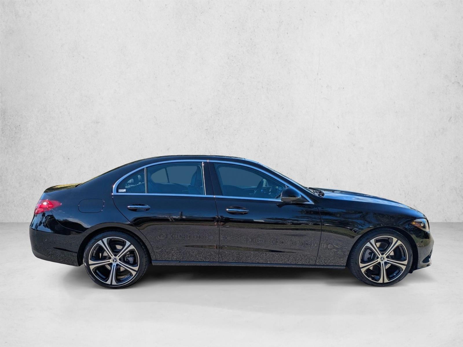 2025 Mercedes Benz C 300 Sedan photo 4