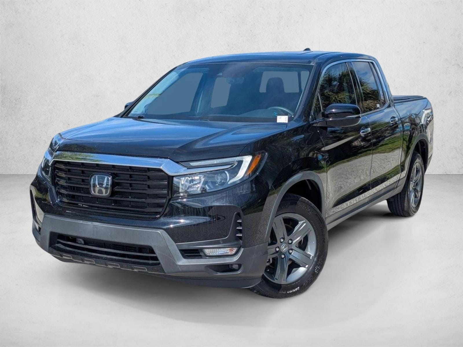 2023 Honda Ridgeline RTL-E AWD's photo