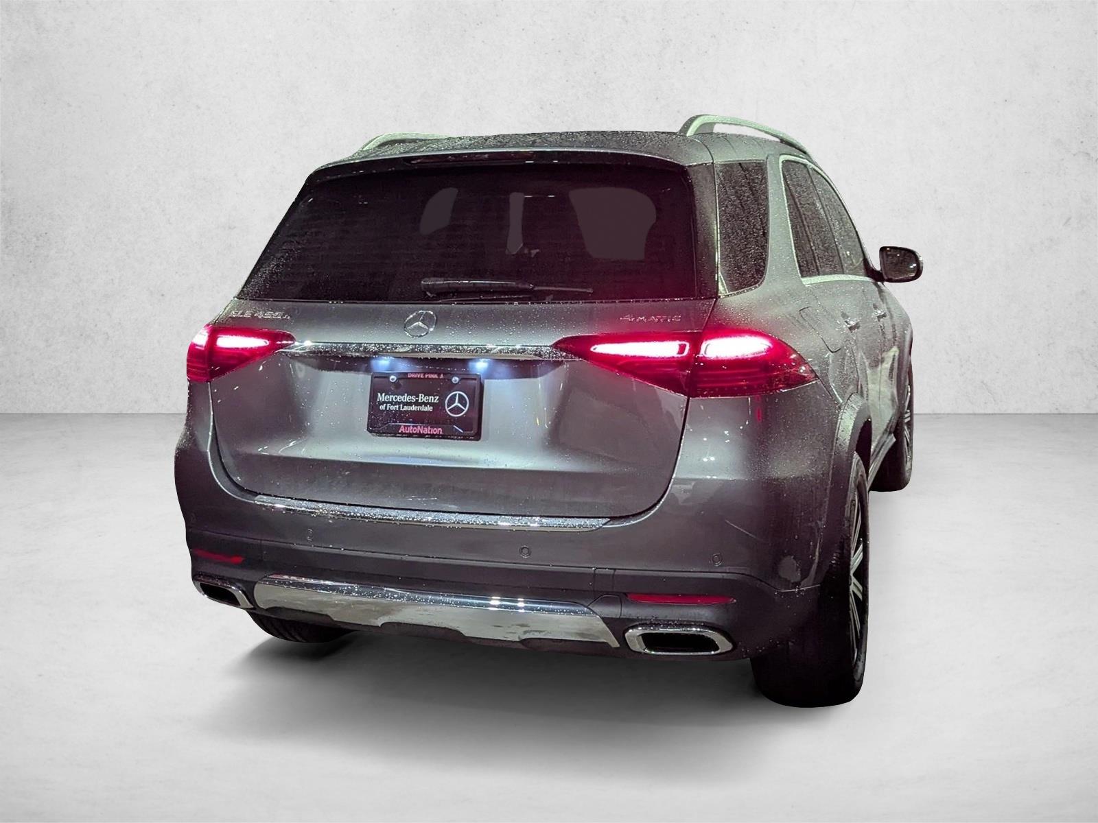 2026 Mercedes Benz GLE 450e 4MATIC photo 2