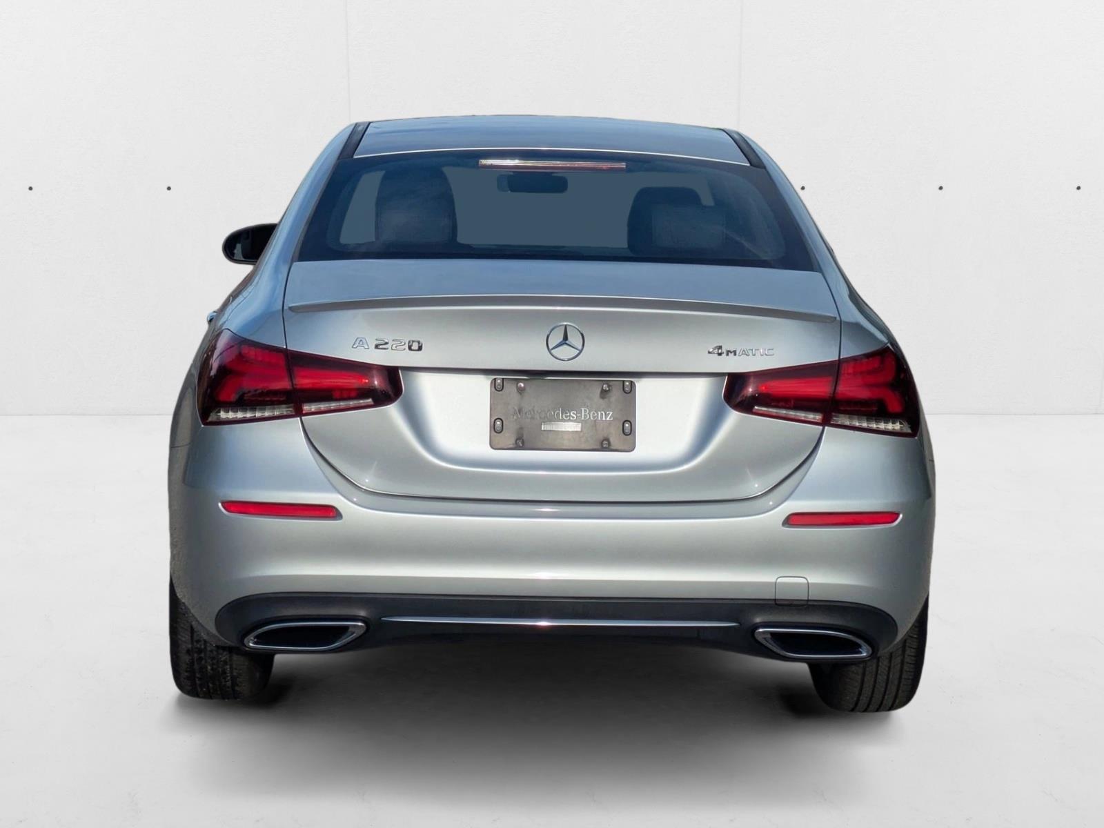 2021 Mercedes Benz A 220 4MATIC photo 4