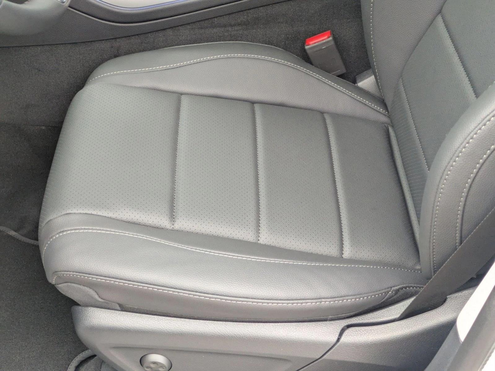 2026 Mercedes Benz GLE 350 photo 4