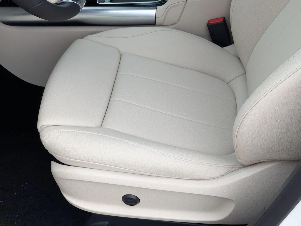 Used 2025 Mercedes-Benz GLA 4MATIC SUV