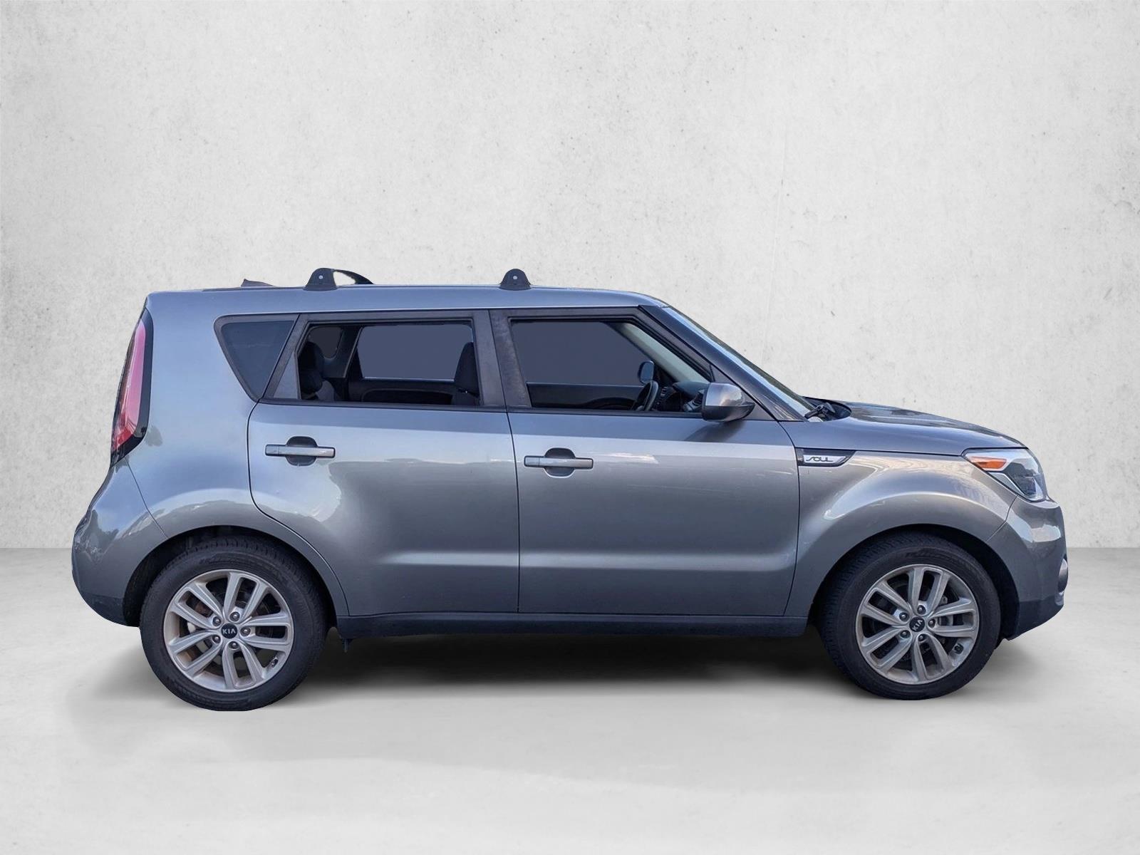2019 Kia Soul Plus photo 3