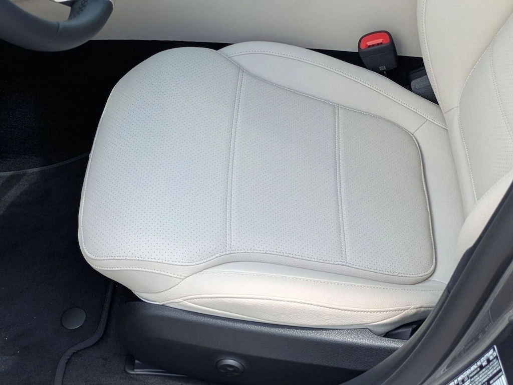 New 2025 Mercedes-Benz C-Class C 300 Sedan Sedan