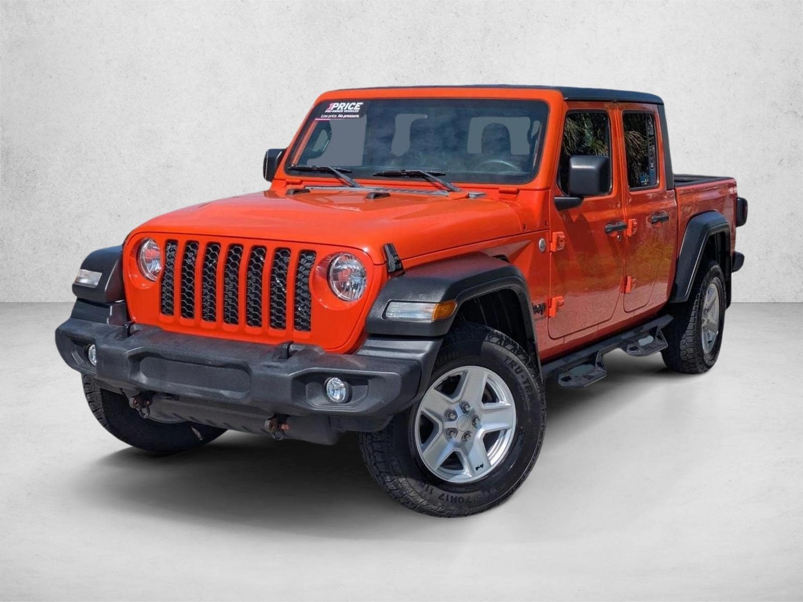 2020 Jeep Gladiator Sport S's photo