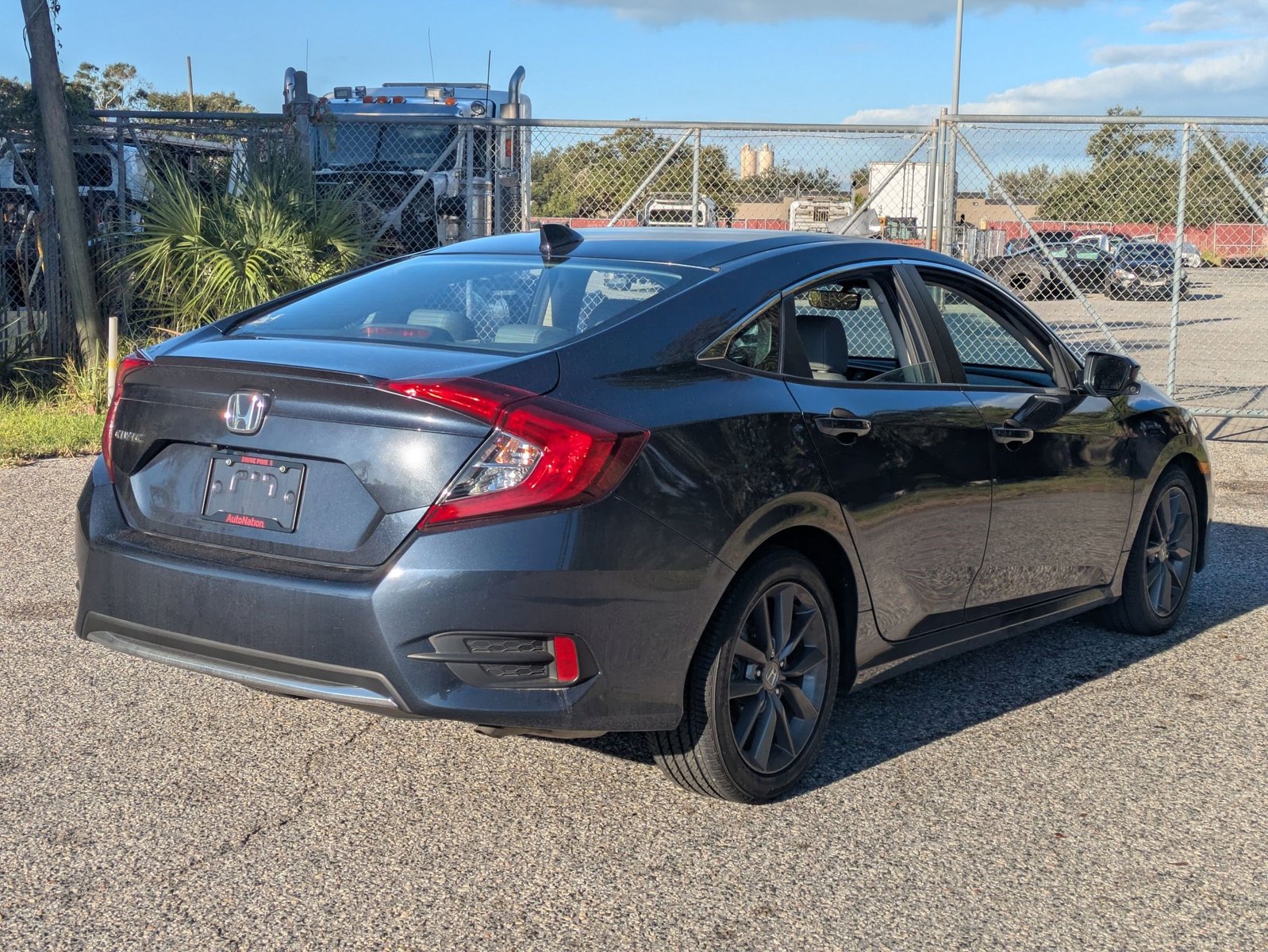 2020 Honda Civic EX-L photo 3