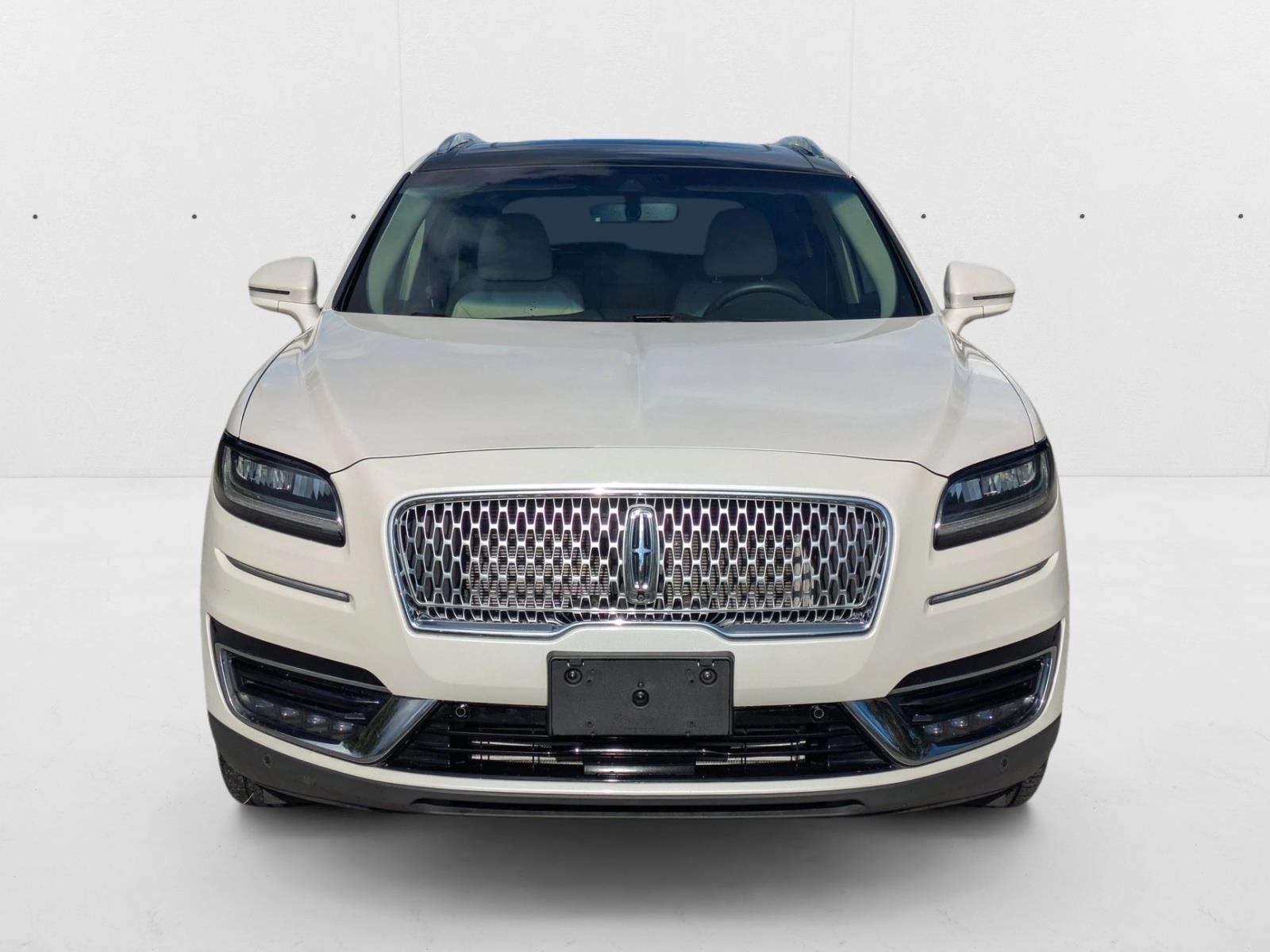 2019 Lincoln Nautilus Reserve photo 2