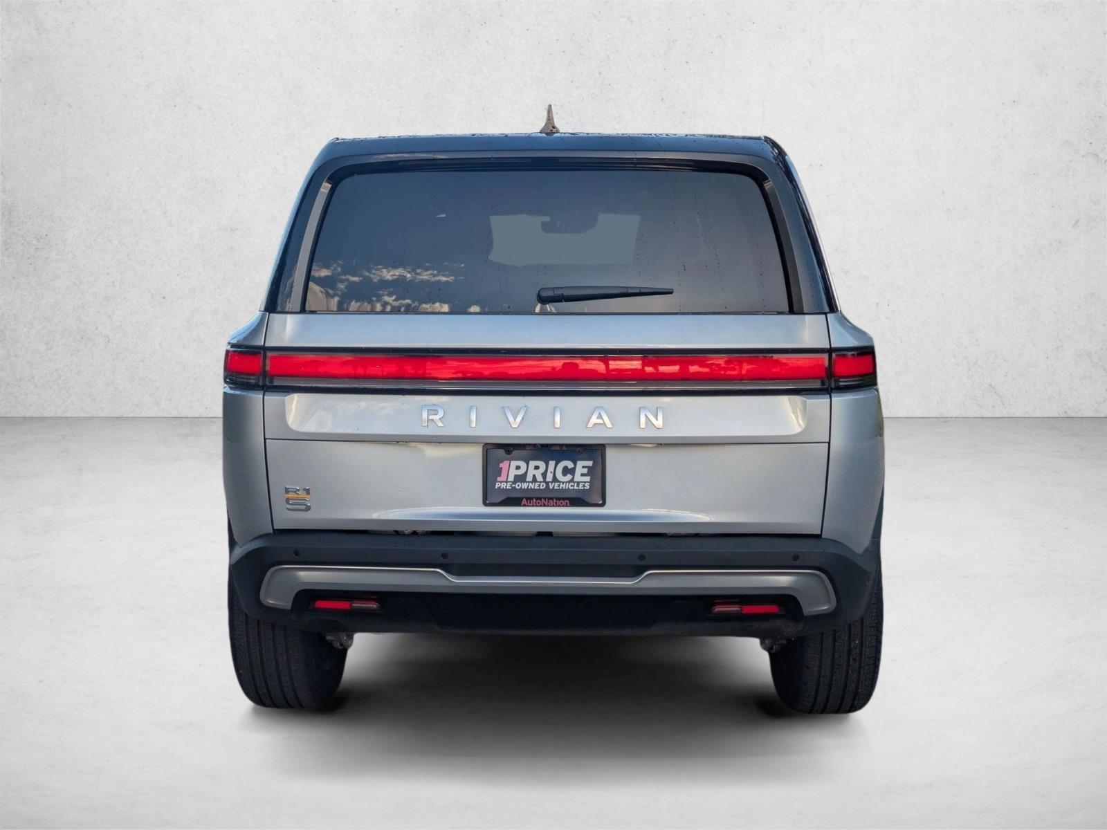 2023 Rivian R1S Adventure photo 4