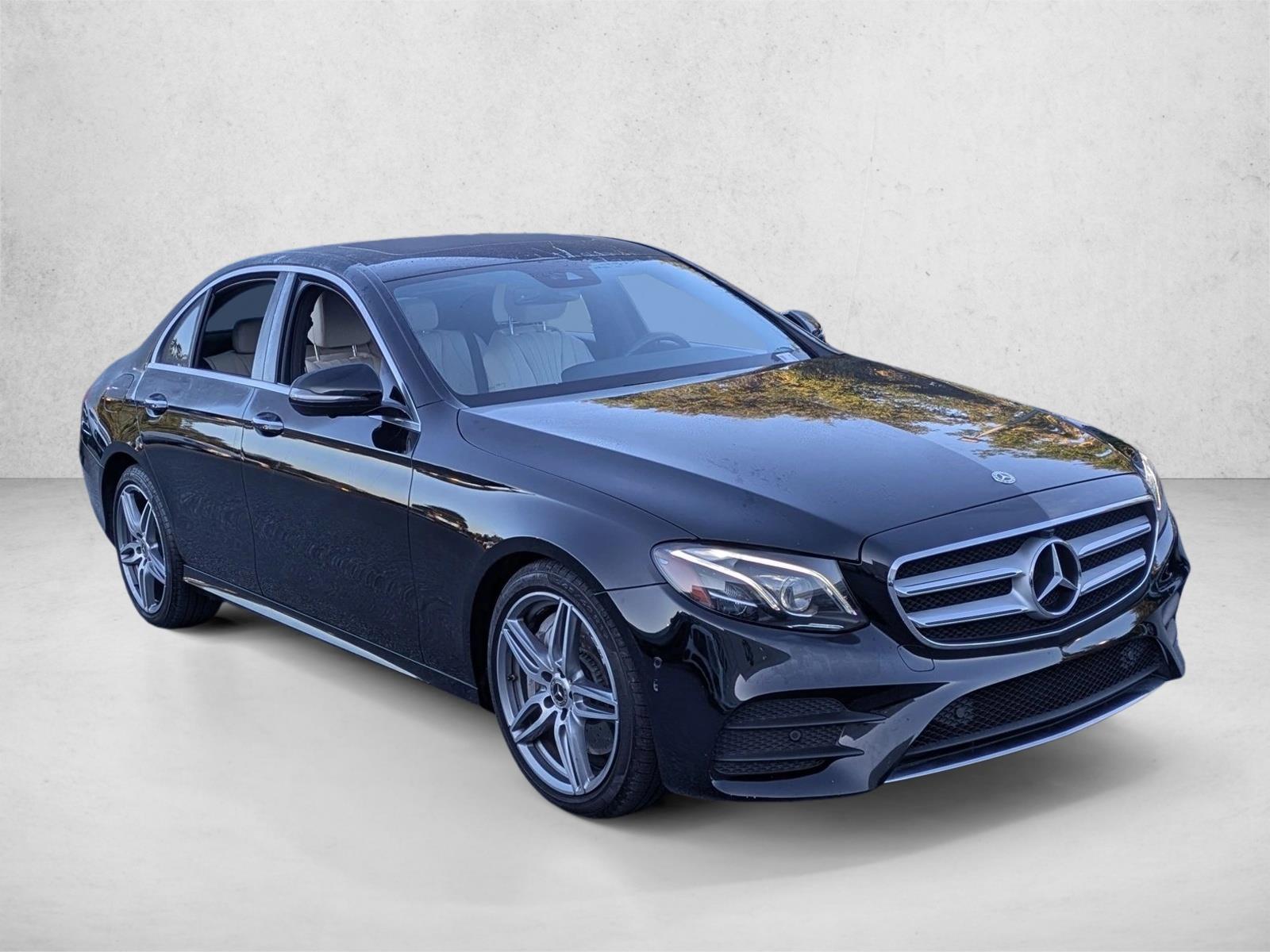 2019 Mercedes Benz E 300 Sedan photo 3