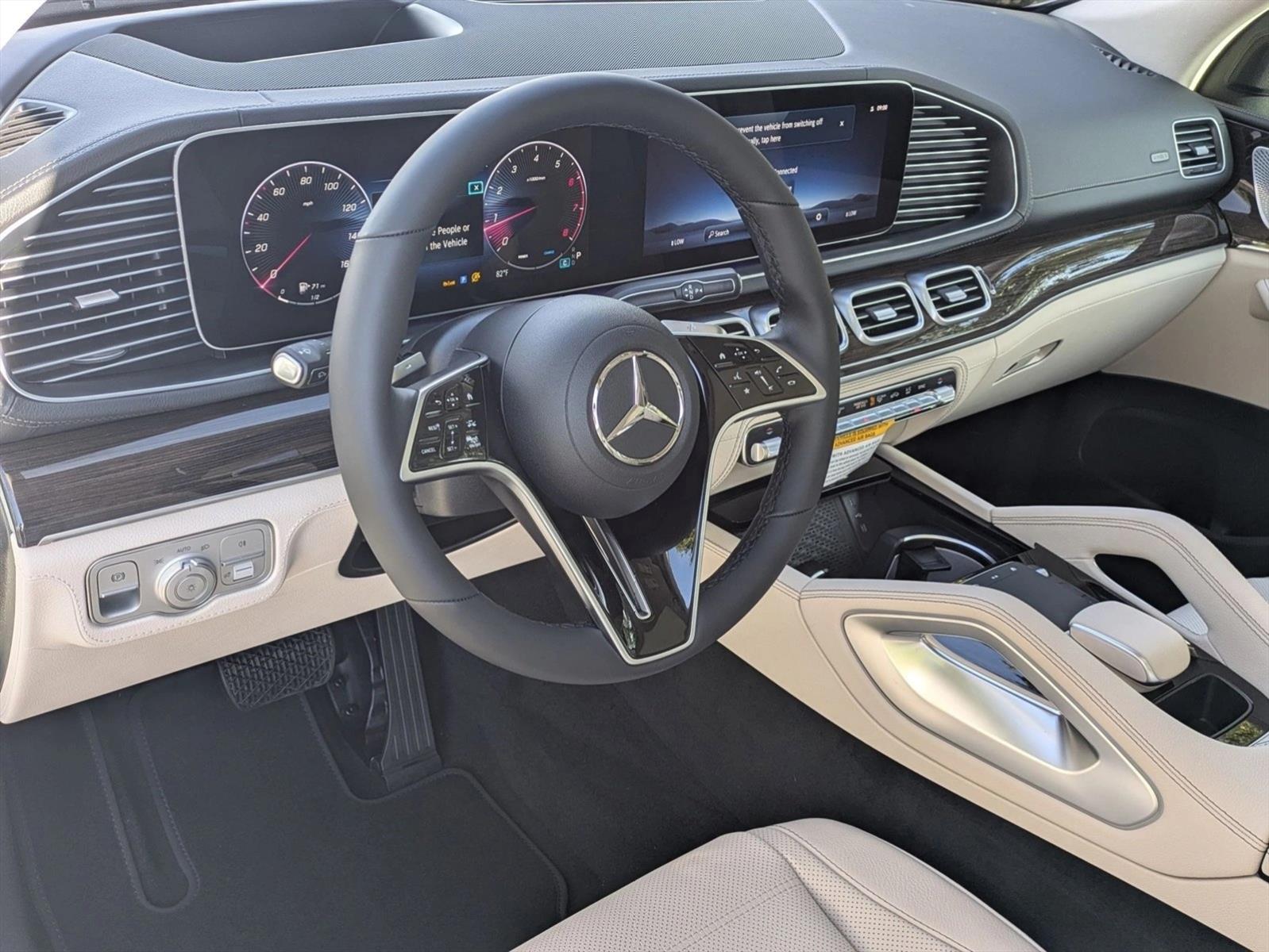 2026 Mercedes Benz GLE 450 4MATIC photo 3