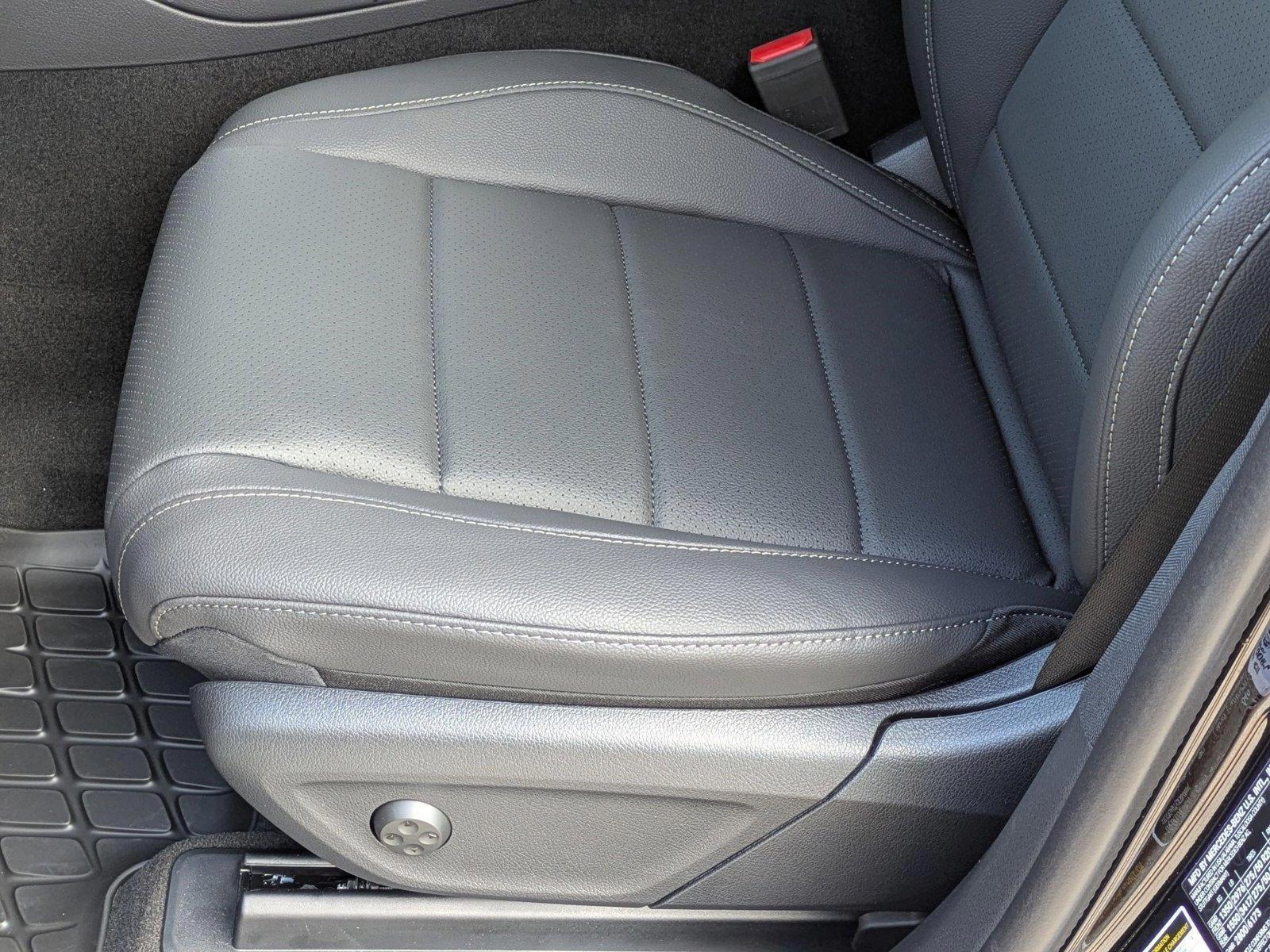 2025 Mercedes Benz GLE 350 4MATIC photo 4