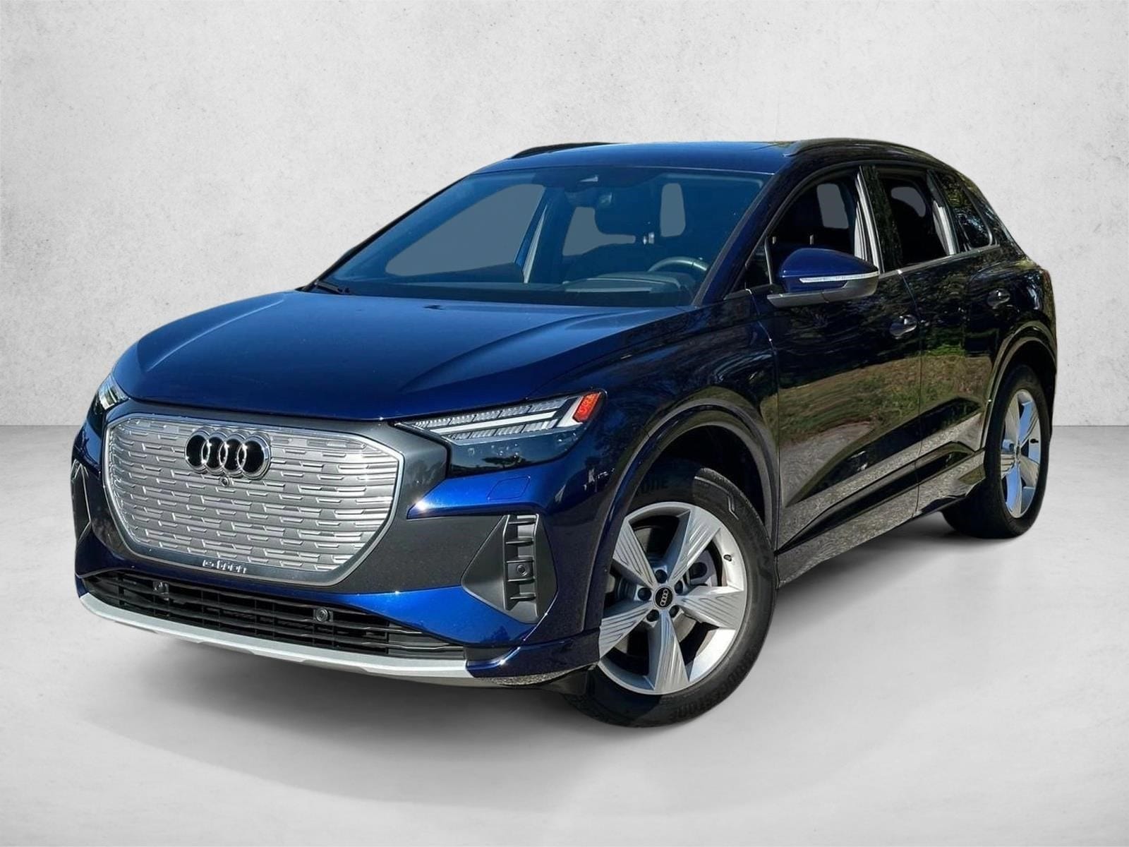 2022 Audi Q4 e-tron Prestige's photo