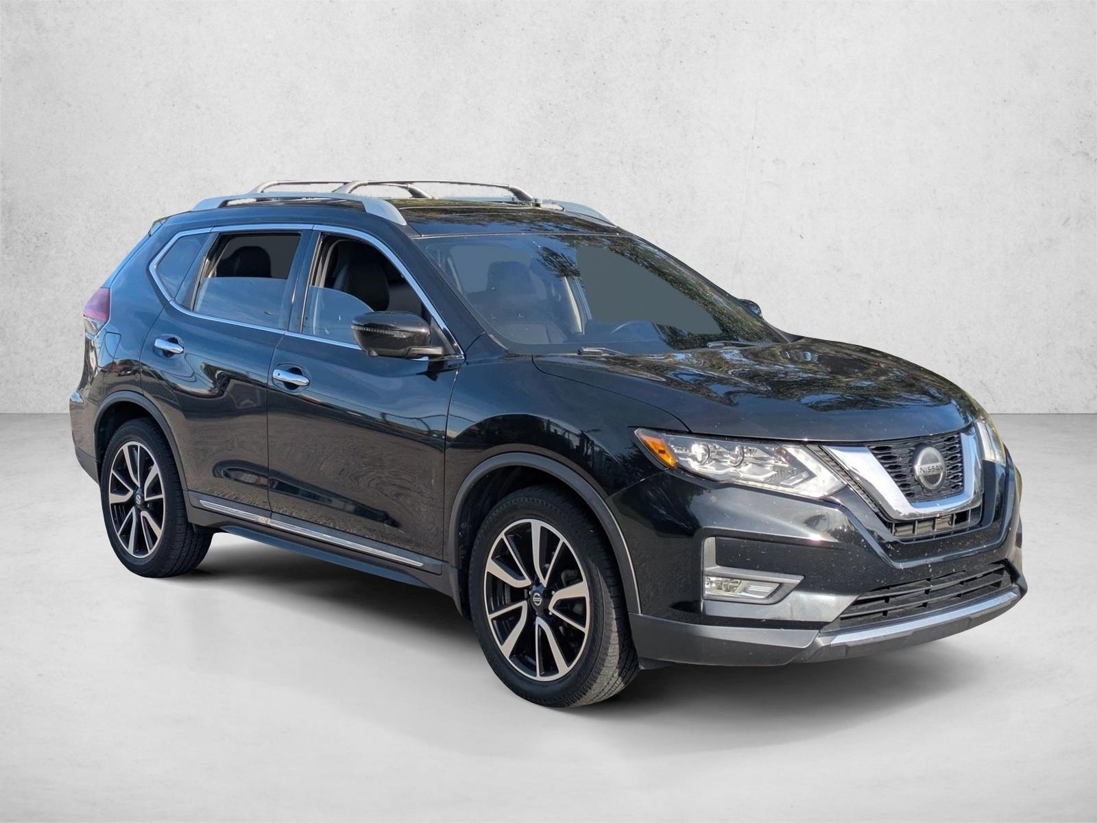 2019 Nissan Rogue SL photo 3