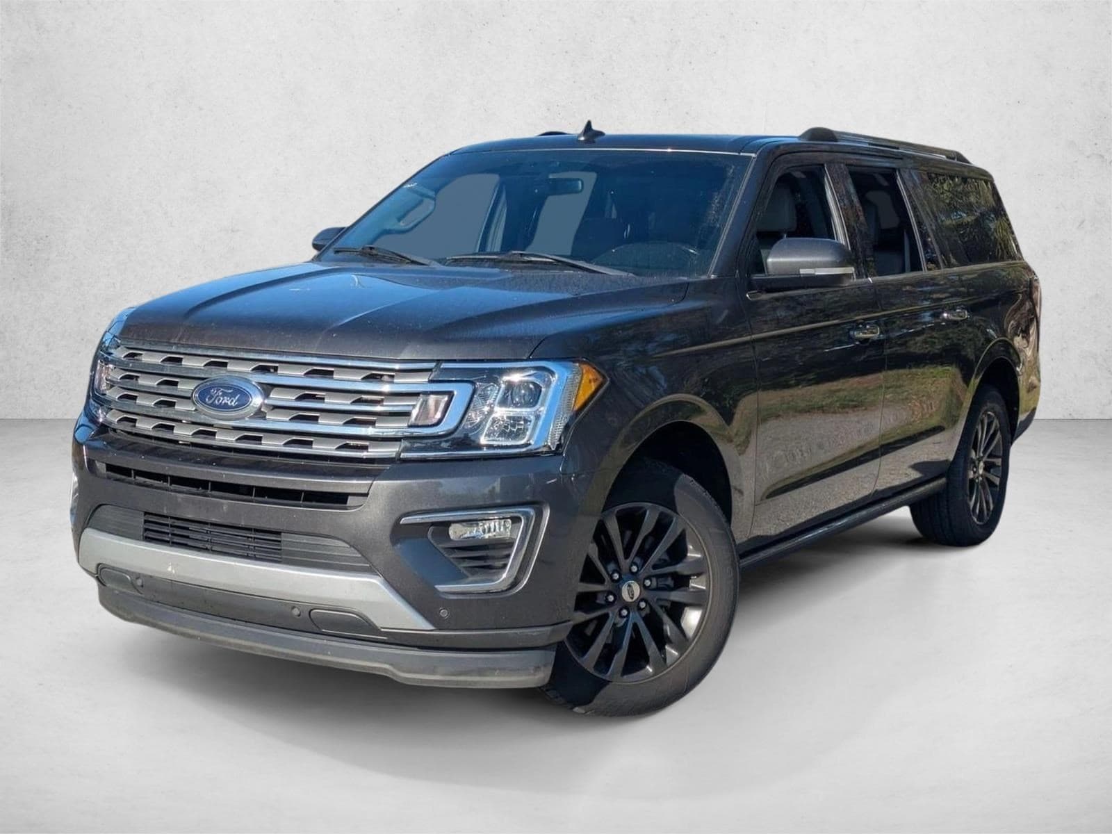 2021 Ford Expedition Limited's photo