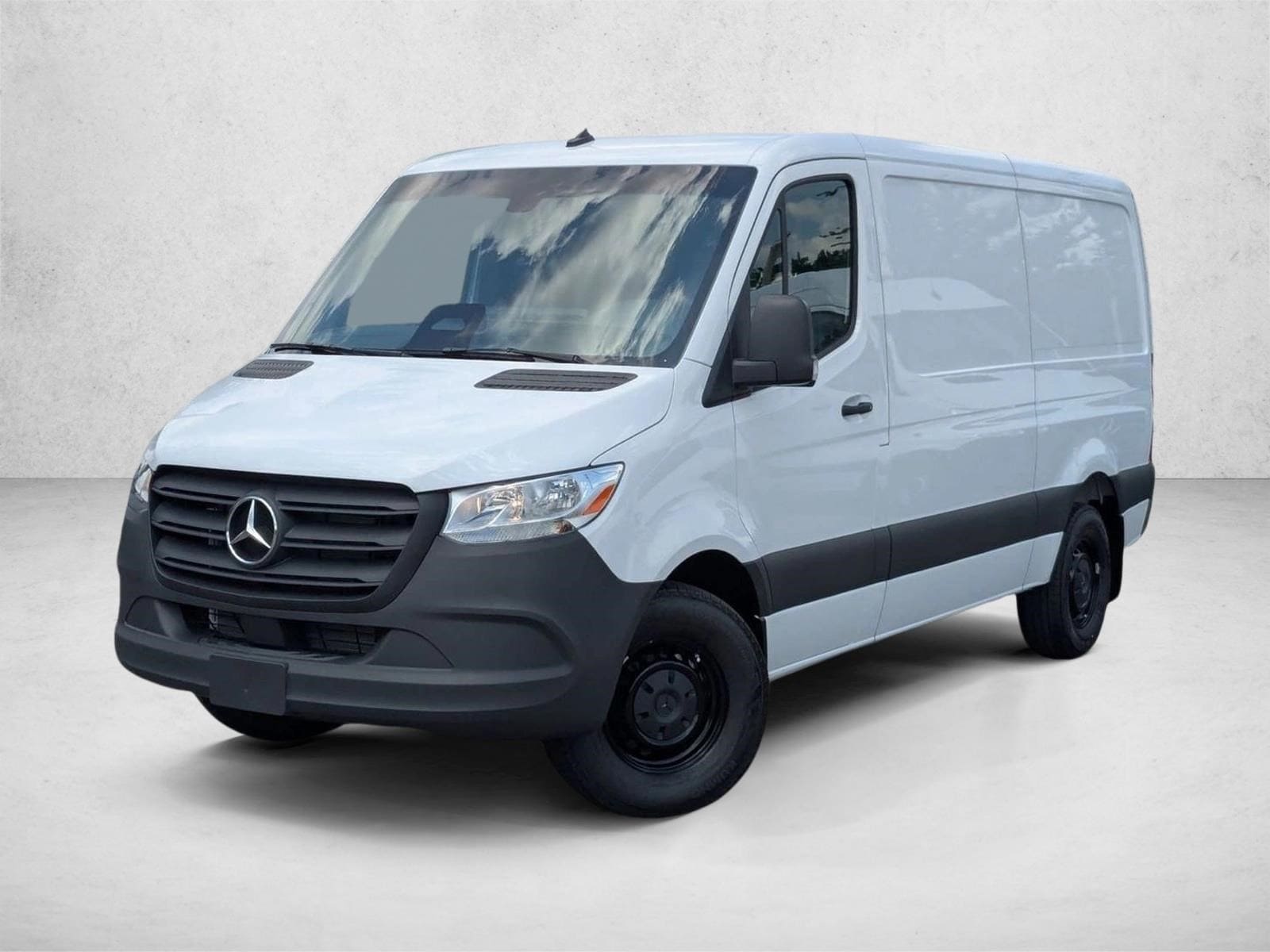2025 Mercedes-Benz Sprinter Cargo Van Base's photo