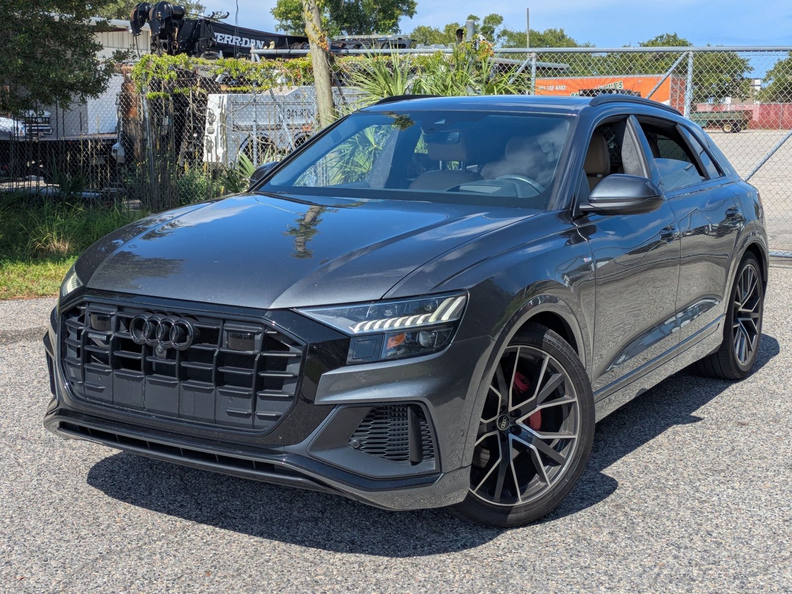 2022 Audi Q8 55 Prestige Tiptonic quattro's photo