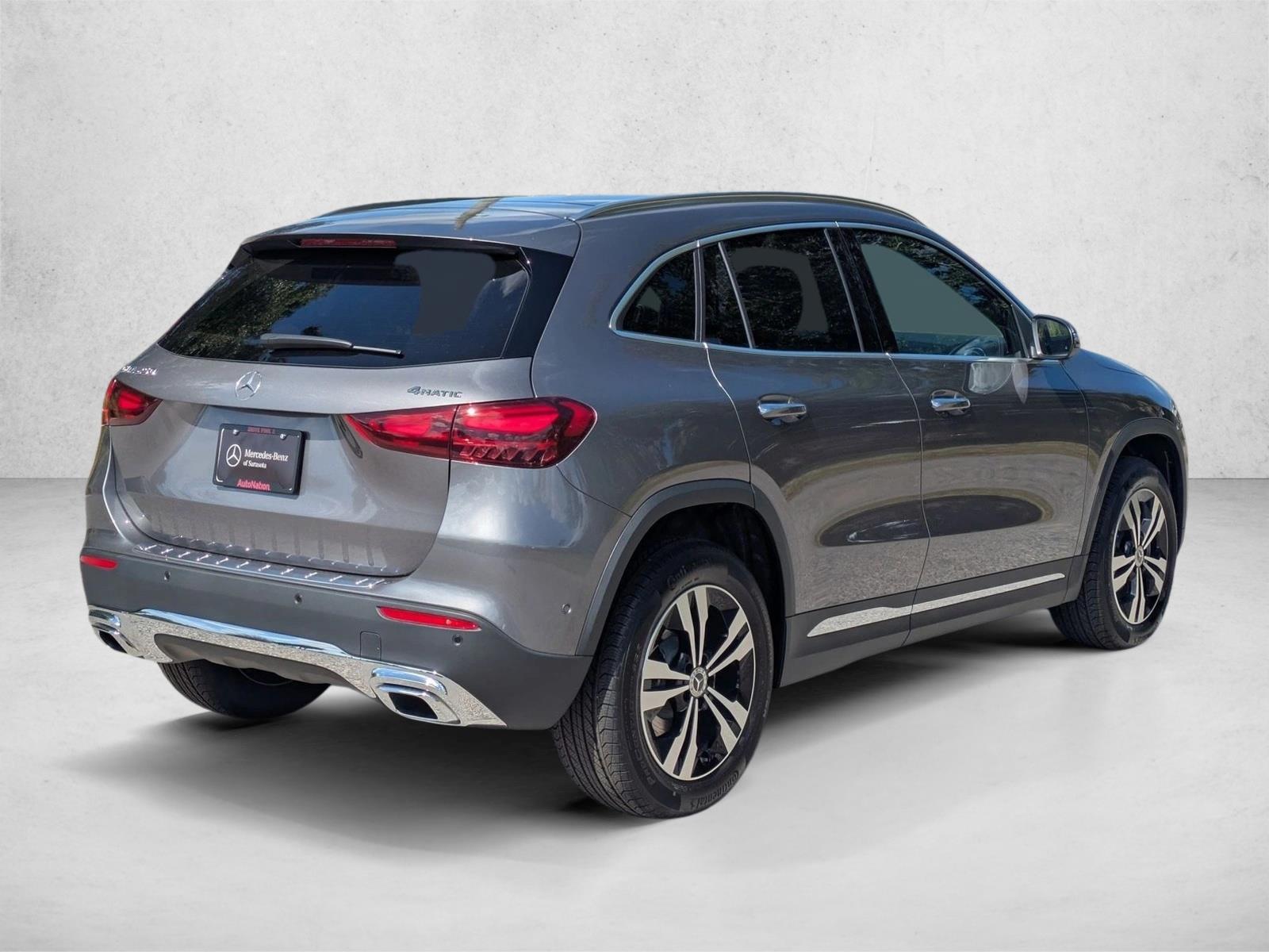 2025 Mercedes Benz GLA 250 4MATIC photo 2