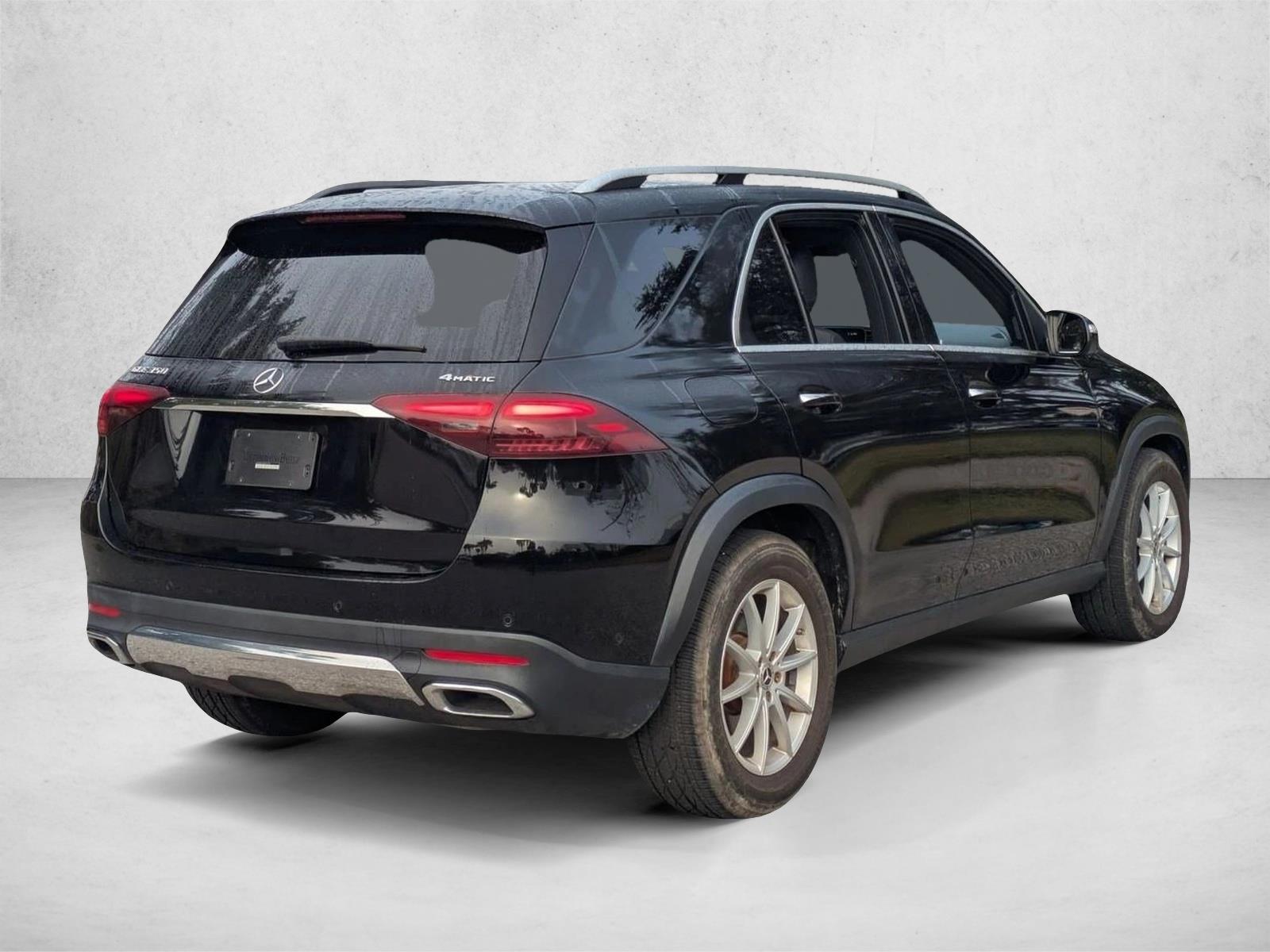 2024 Mercedes Benz GLE 4MATIC photo 4