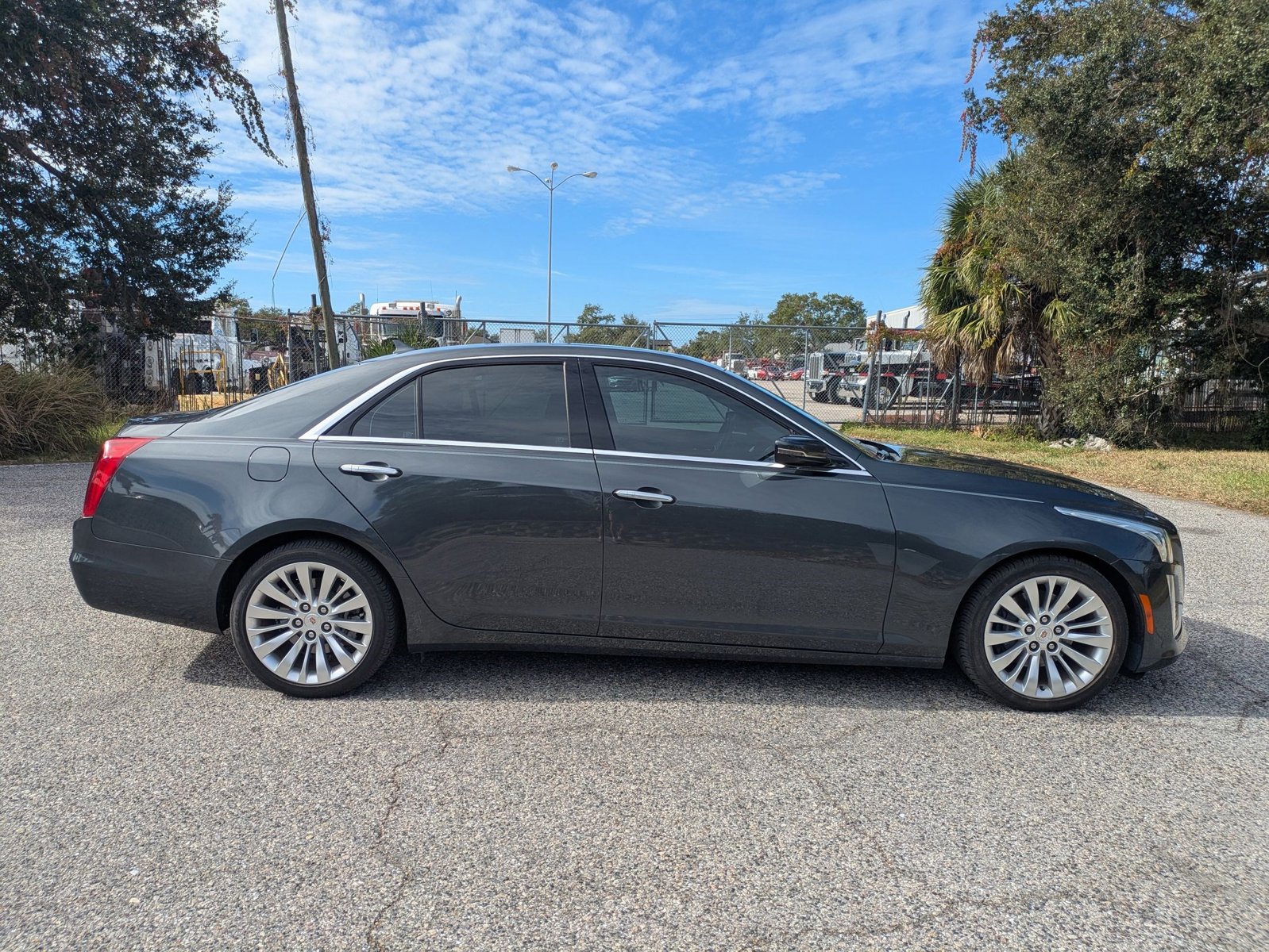 2014 Cadillac CTS Luxury Sedan photo 4