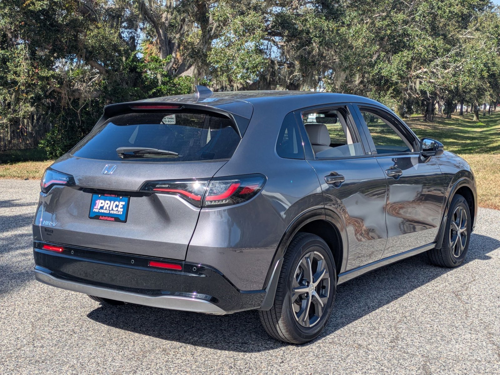 2025 Honda HR-V EX-L 2WD photo 3