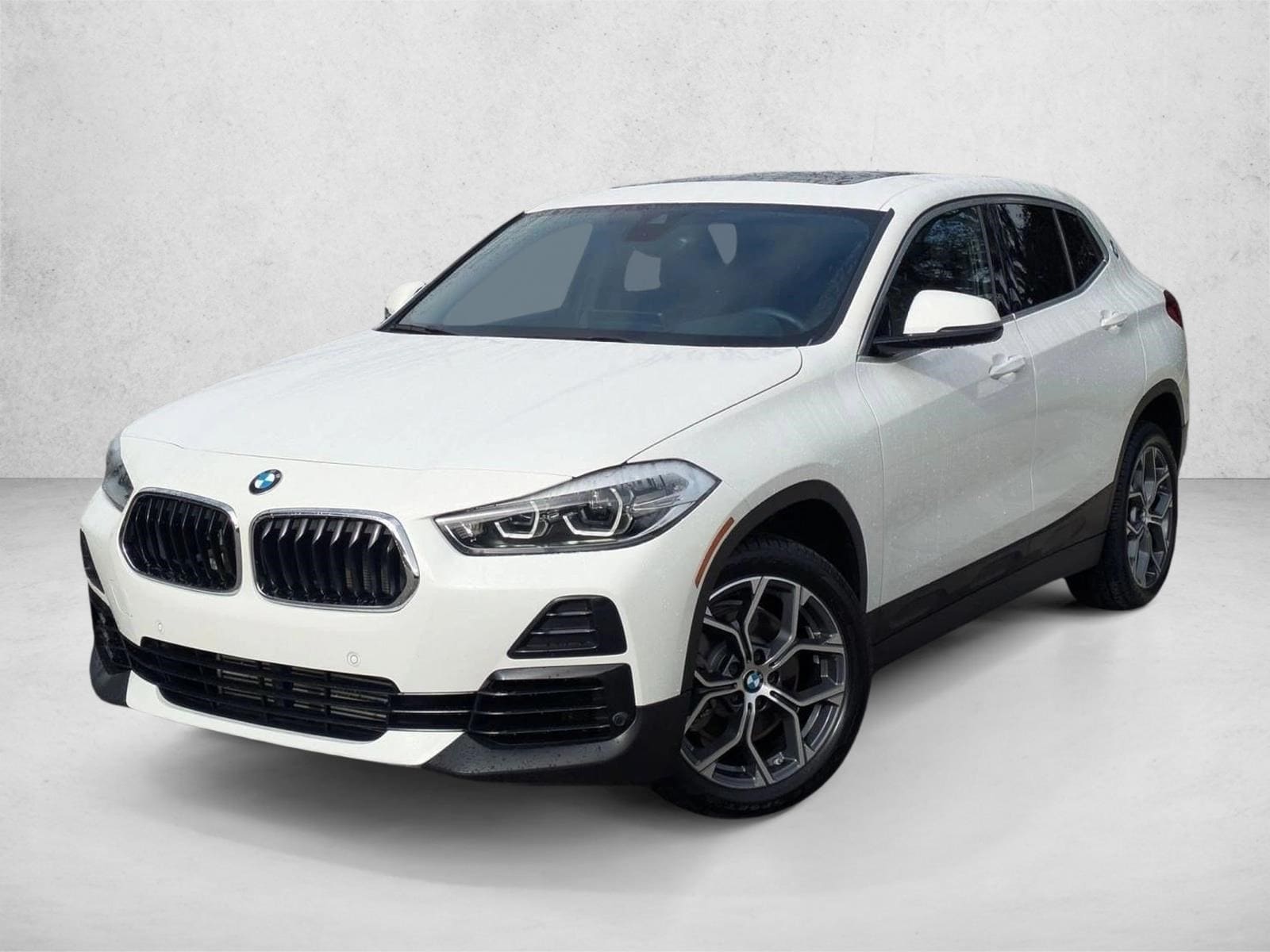 2023 BMW X2 28i's photo