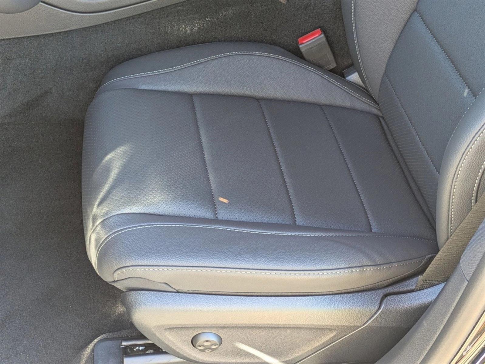 2026 Mercedes Benz GLE 350 photo 4