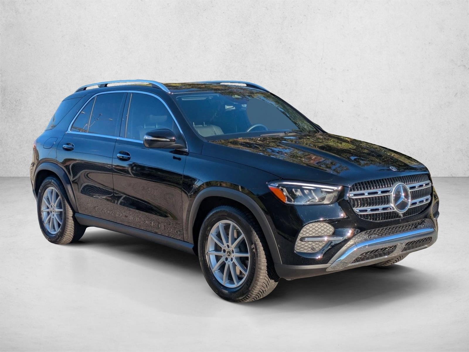 2025 Mercedes Benz GLE 350 4MATIC photo 3