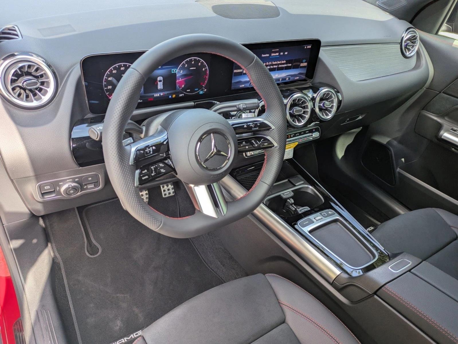 2025 Mercedes Benz GLA 250 photo 3