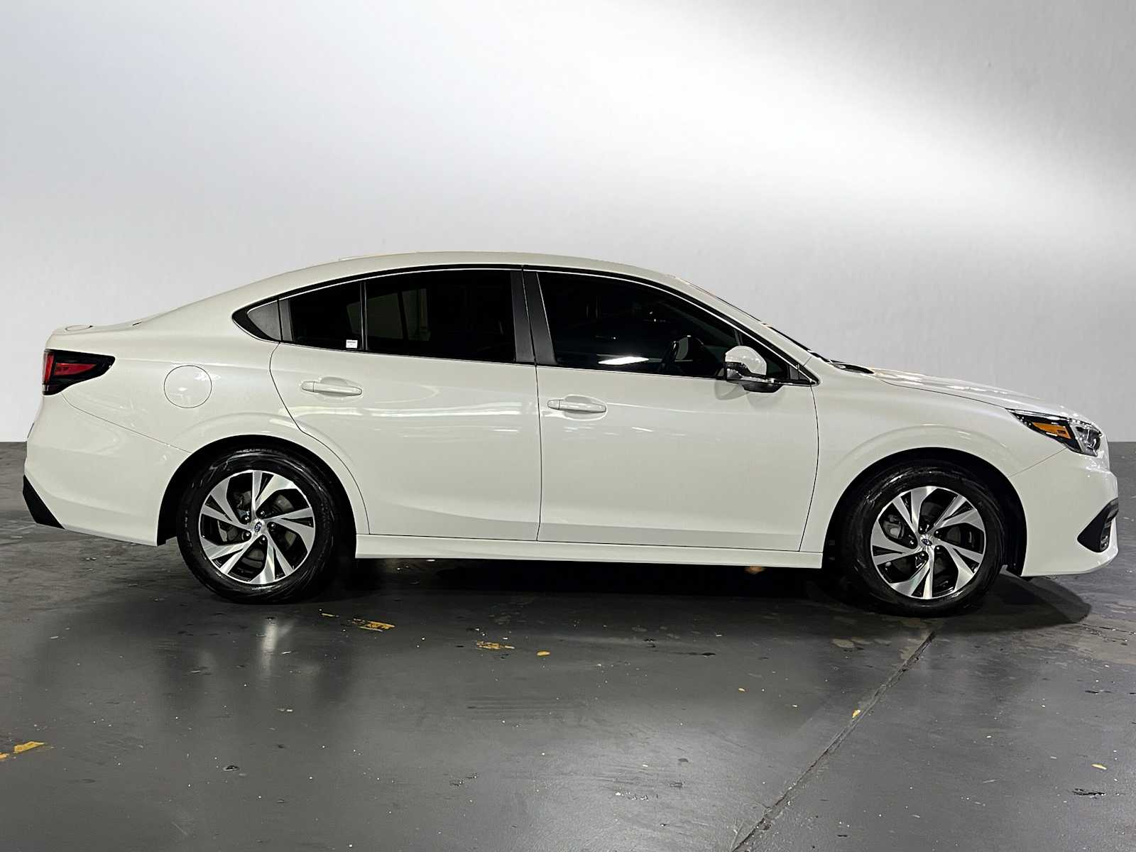 2021 Subaru Legacy Premium photo 2