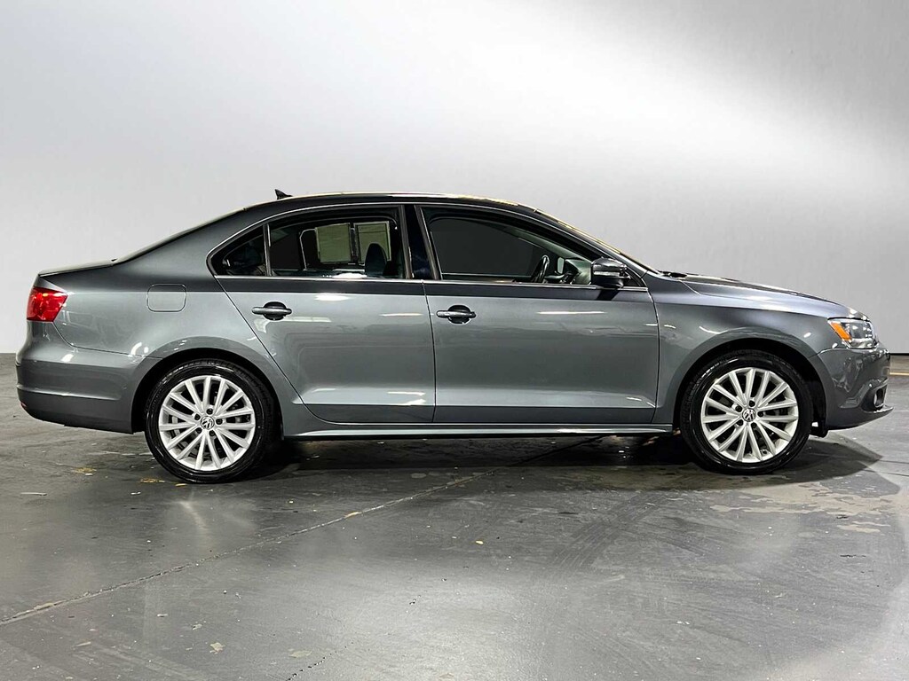 Used 2014 Volkswagen Jetta SEL Auto PZEV