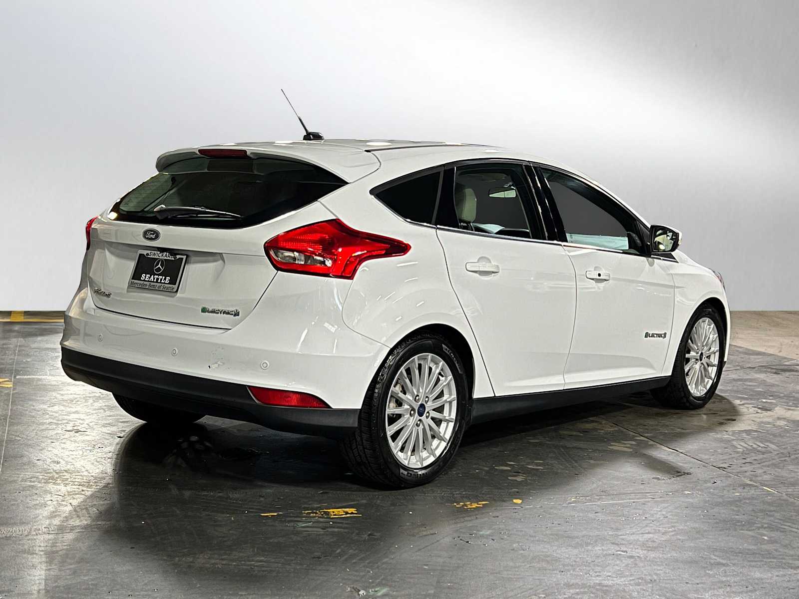 2017 Ford Focus Electric photo 3