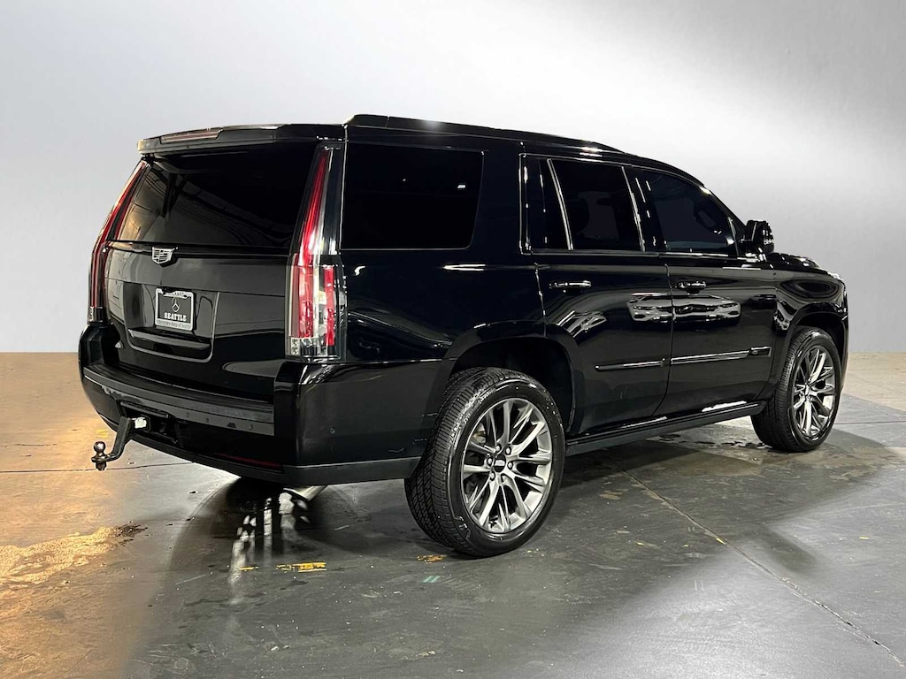 Used 2019 Cadillac Escalade Premium Luxury 4WD