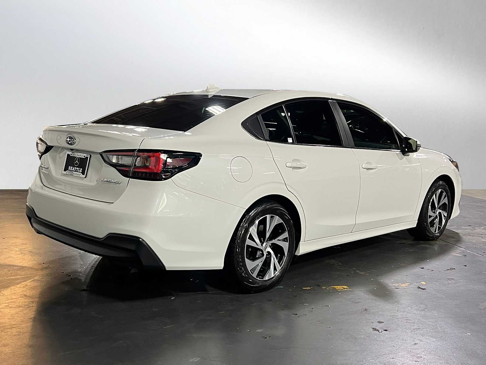 2021 Subaru Legacy Premium photo 3