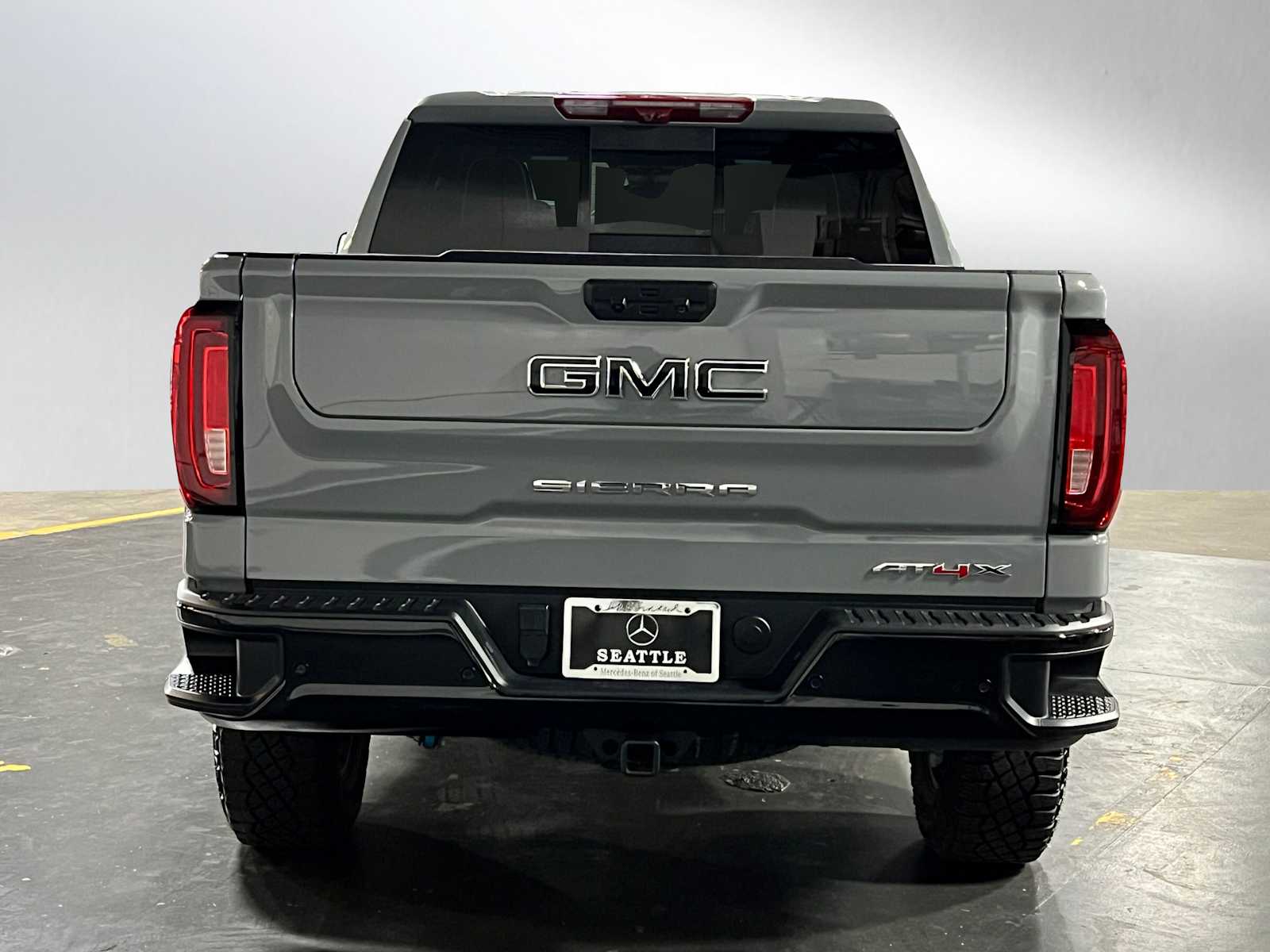 2024 Gmc Sierra 1500 AT4X photo 4